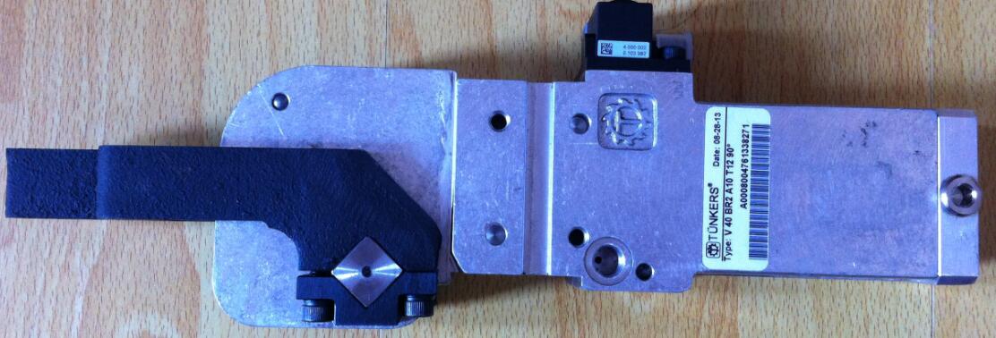 V40 BR2 A10 T12 60�� ��TUNKERS�A�o���