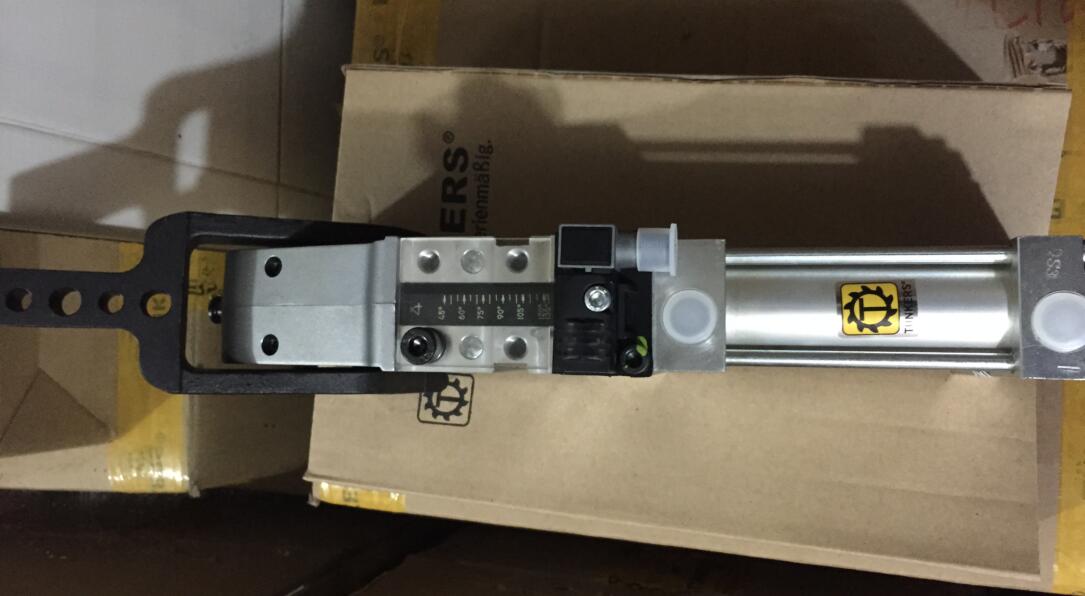 V50.1 A10 T12 75�� ��TUNKERS�A�o���